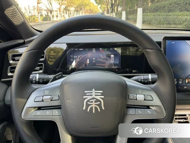BYD Qin L DM 2025 Темно-серый из Китая, фото 4