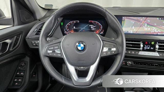 BMW 1 Series (F40) 2023 Черный из Кореи, фото 4