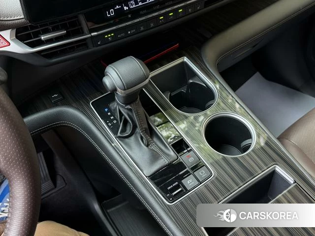 Toyota Saina 2023 Белый из Китая, фото 4