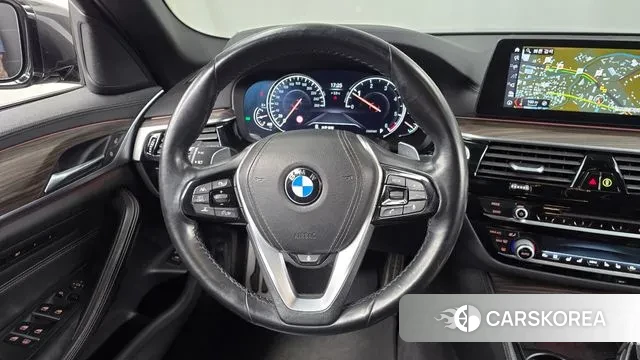BMW 5 Series (G30) 2018 Серый из Кореи, фото 4