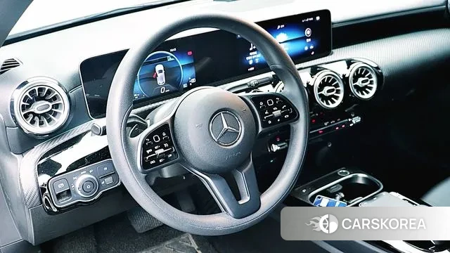 Mercedes-Benz A-Class W177 2020 Белый из Кореи, фото 4