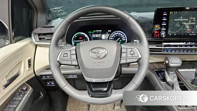 Toyota Sienna 4th Generation 2021 Белый из Кореи, фото 4