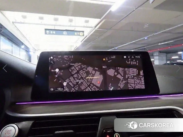 BMW 5 Series (G30) 2020 Белый из Кореи, фото 4