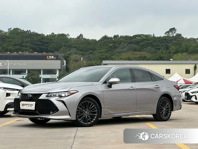 Toyota Asian dragon 2022 Серебристо-серый из Китая, фото 4
