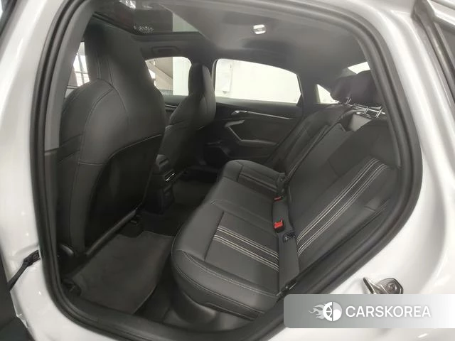 Audi A3 2023 Белый из Китая, фото 4