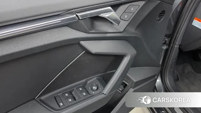 Audi A3 (8Y) 2024 Серый из Кореи, фото 4