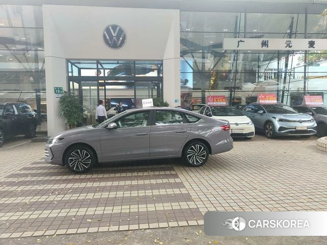 Volkswagen Lavida 2025 Фиолетовый из Китая, фото 4