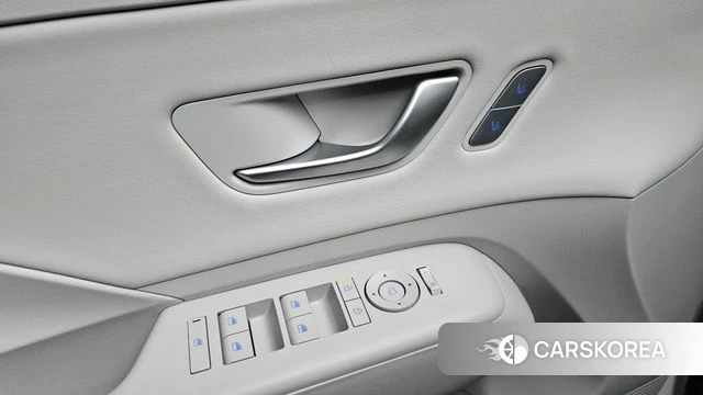 Hyundai Kona (SX2) 2023 Белый из Кореи, фото 4