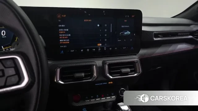 Ford Mustang 7th Generation 2024 Белый из Кореи, фото 4