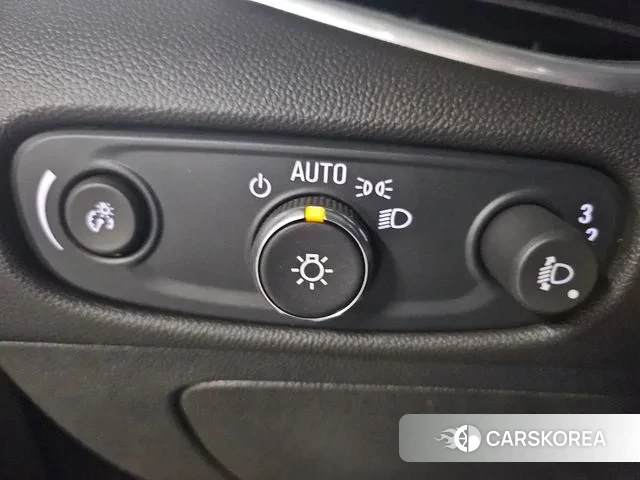 Chevrolet (GM Daewoo) All New Malibu 2018 Черный из Кореи, фото 4