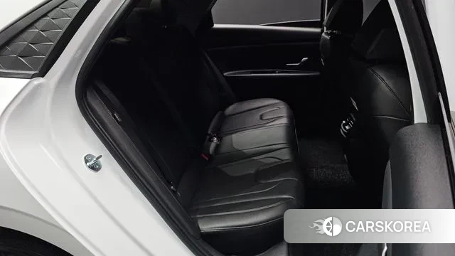 Hyundai The New Avante (CN7) 2024 Белый из Кореи, фото 4