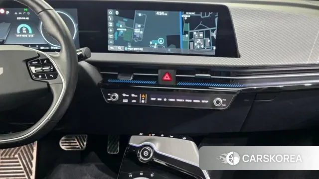 Kia EV6 2023 Черный из Кореи, фото 4