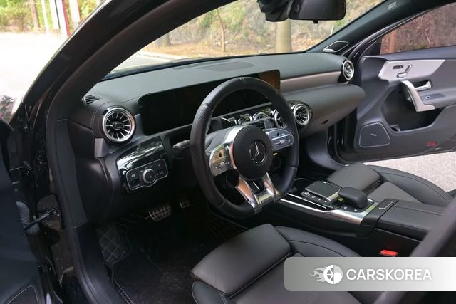 Mercedes-Benz Class A AMG 2023 Черный из Китая, фото 4
