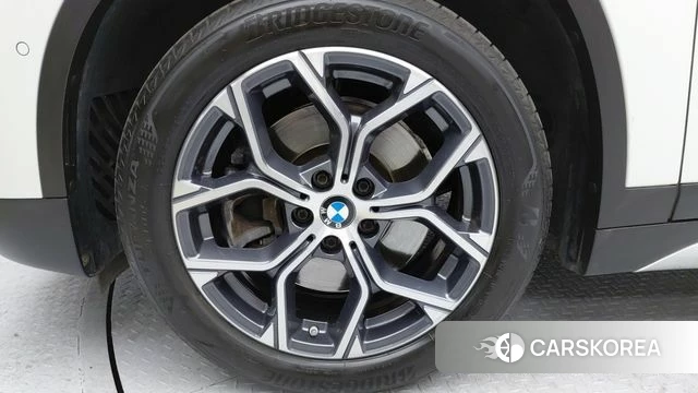 BMW X1 (F48) 2021 Белый из Кореи, фото 4