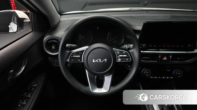 Kia The New K3 2nd generation 2022 Белый из Кореи, фото 4
