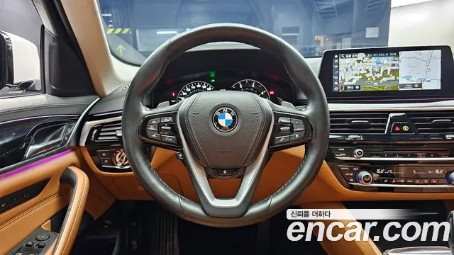 BMW 5 Series (G30) 2018 Белый из Кореи, фото 4