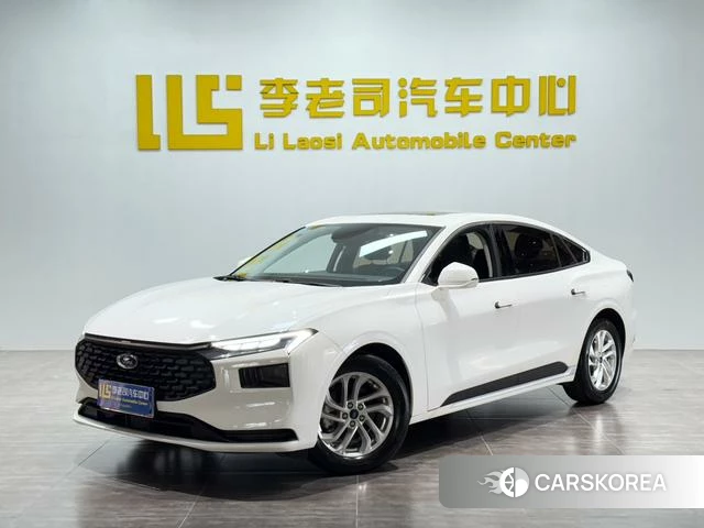 Ford Mondeo 2023 Белый из Китая, фото 4