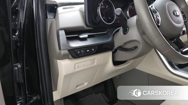 Kia Carnival 4th generation 2021 Черный из Кореи, фото 4