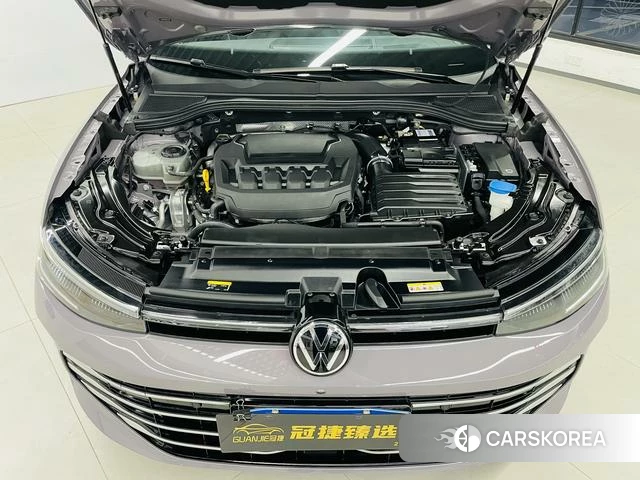 Volkswagen Passat 2024 Другой из Китая, фото 4