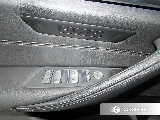 BMW 5 Series (G30) 2022 Серый из Кореи, фото 4