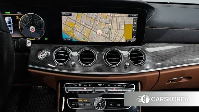 Mercedes-Benz E-Class W213 2020 Белый из Кореи, фото 4