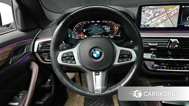 BMW 5 Series (G30) 2021 Белый из Кореи, фото 4