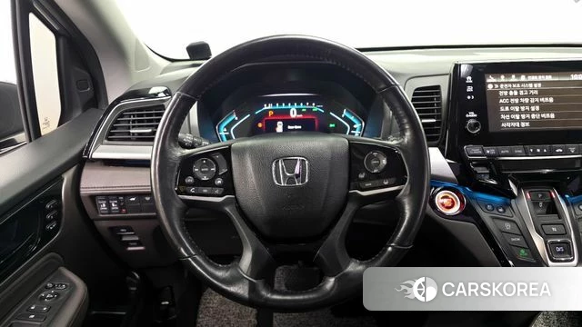 Honda Odyssey 2019 Серебряный из Кореи, фото 4