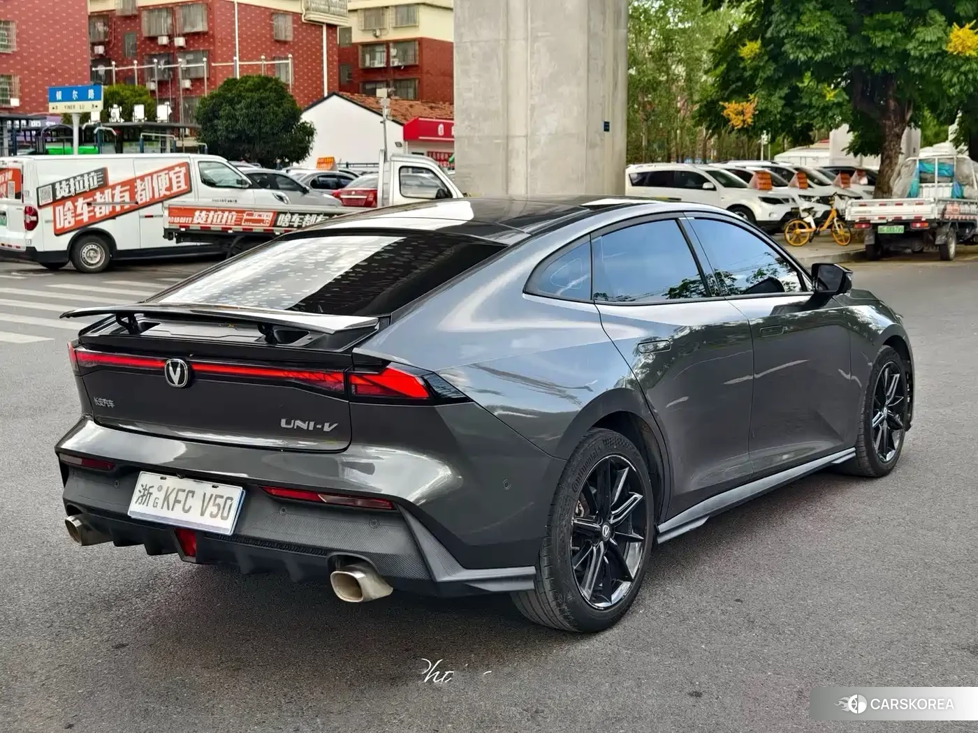 Chang'an Changan UNI-V 2022 Silver/gray из Китая, фото 4