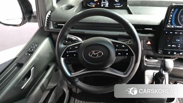 Hyundai Staria 2023 Белый из Кореи, фото 4