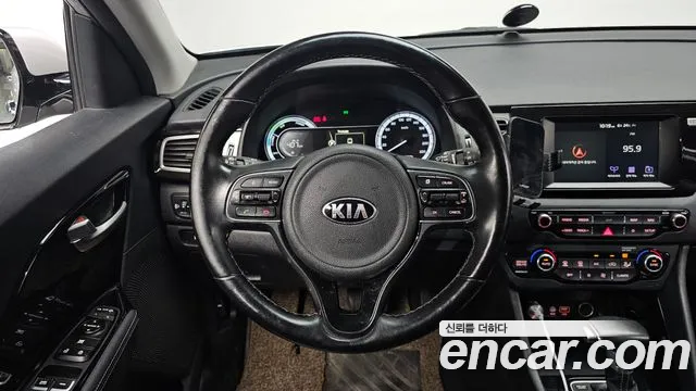 Kia Niro 2019 Серебряный из Кореи, фото 4