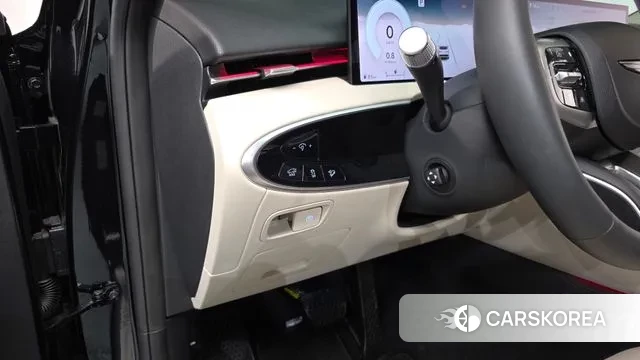 Genesis GV70 2025 Черный из Кореи, фото 4