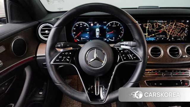 Mercedes-Benz E-Class W213 2021 Белый из Кореи, фото 4
