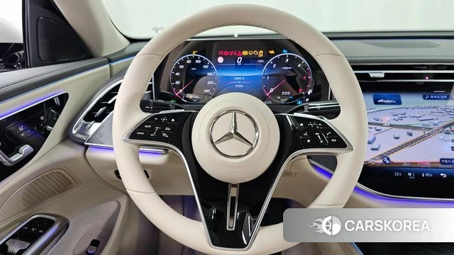 Mercedes-Benz E-Class W214 2024 Белый из Кореи, фото 4