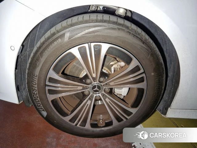 Mercedes-Benz E-Class W214 2024 Белый из Кореи, фото 4