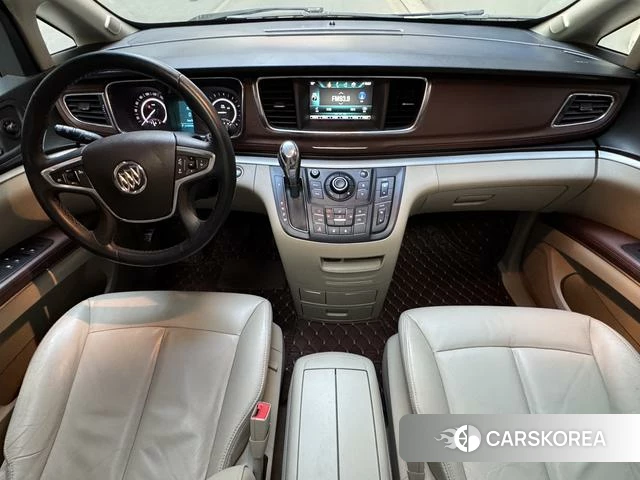 Buick GL8 2019 Серебристо-серый из Китая, фото 4