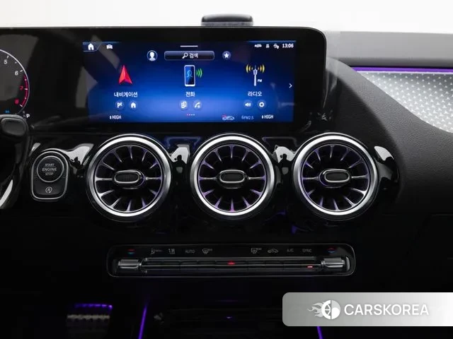 Mercedes-Benz GLA - Class H247 2025 Черный из Кореи, фото 4