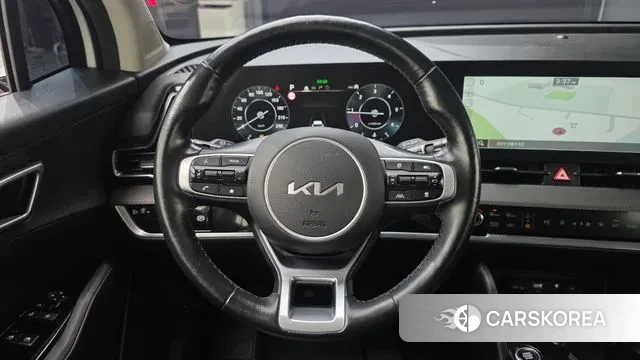 Kia Sportage 5th Generation 2023 Белый из Кореи, фото 4