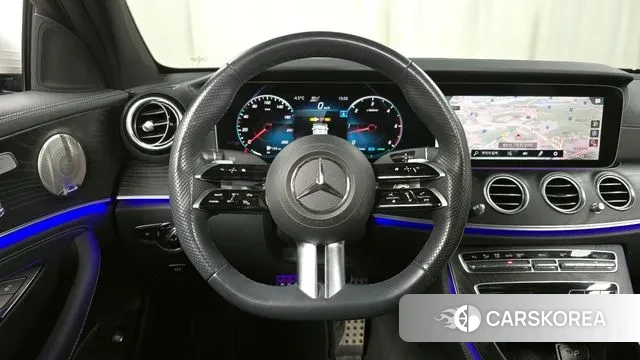 Mercedes-Benz E-Class W213 2023 Белый из Кореи, фото 4