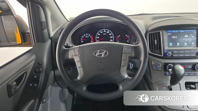 Hyundai The New Grand Starex 2021 Желтый из Кореи, фото 4