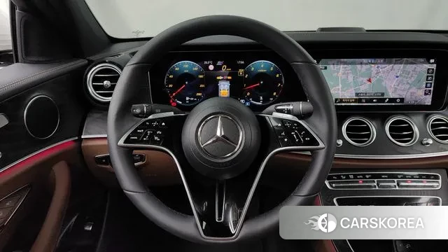 Mercedes-Benz E-Class W213 2022 Белый из Кореи, фото 4