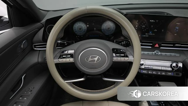 Hyundai The New Avante (CN7) 2023 Белый из Кореи, фото 4
