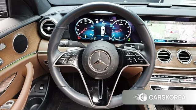 Mercedes-Benz E-Class W213 2022 Серый из Кореи, фото 4