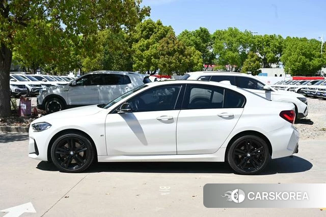 BMW 1 series 2023 Белый из Китая, фото 4