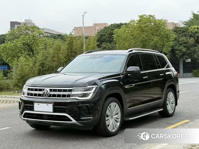 Volkswagen Tourang 2023 Черный из Китая, фото 4