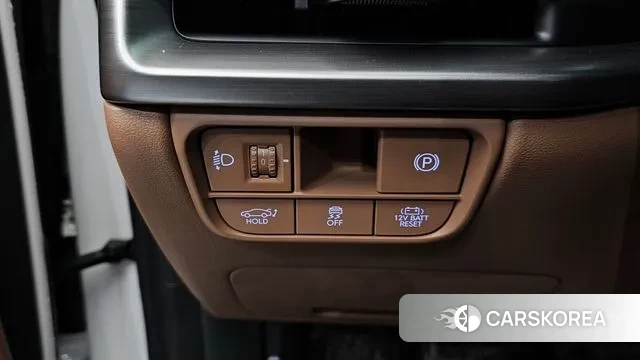 Hyundai Grandeur Hybrid (GN7) 2023 Белый из Кореи, фото 4