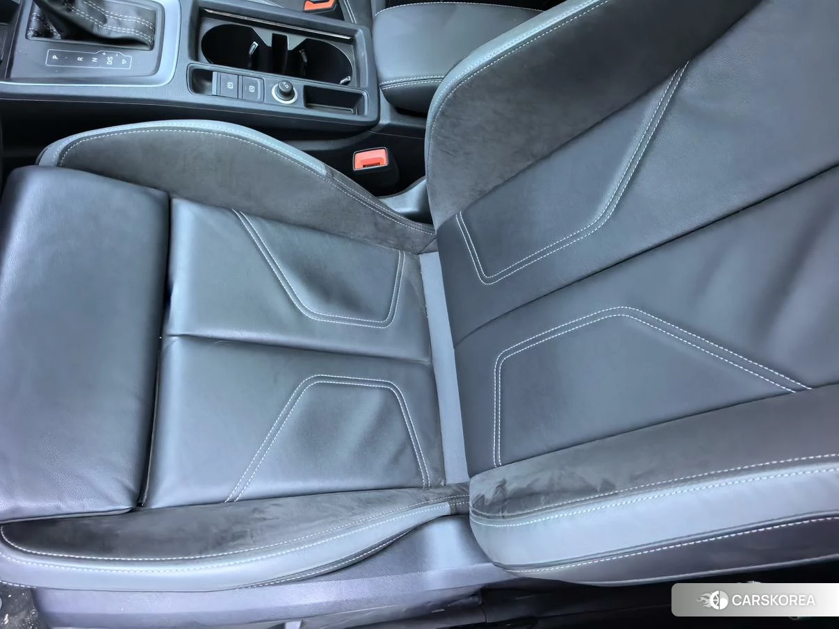 Audi Q3 Sportback 2020 Темно-серый из Китая, фото 4