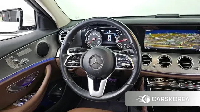 Mercedes-Benz E-Class W213 2019 Белый из Кореи, фото 4