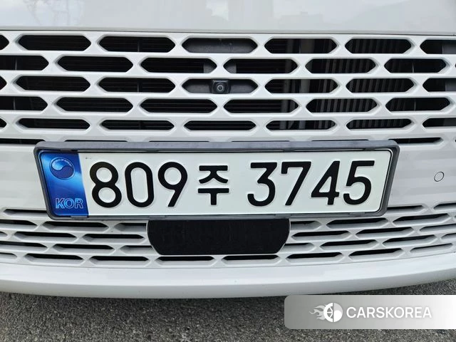 Hyundai Staria 2023 Белый из Кореи, фото 4