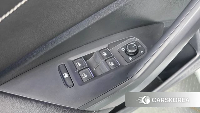 Volkswagen 7th Generation of Jetta 2022 Белый из Кореи, фото 4
