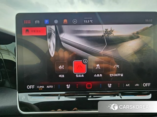 Volkswagen Golf 8th Generation 2026 Красный из Кореи, фото 4